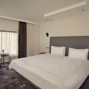 **** Szálloda Park Plaza Hollandia